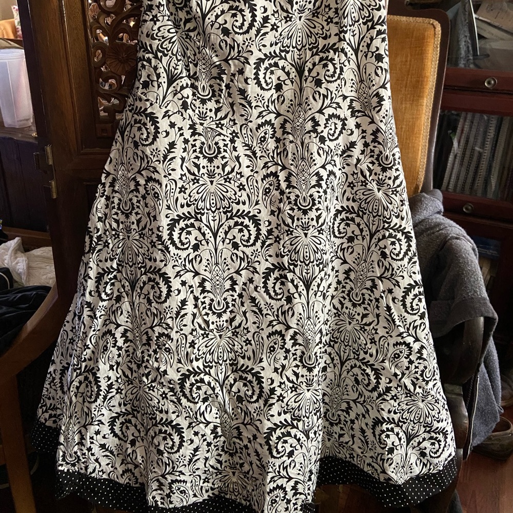Vintage Black and white patterned dress